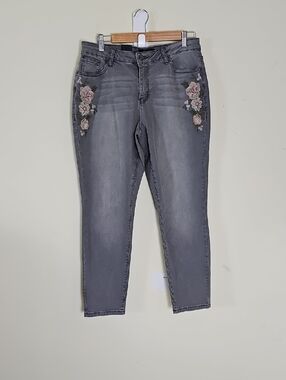 Earl Jeans Embroidered Grey Women's Size 14 NWT